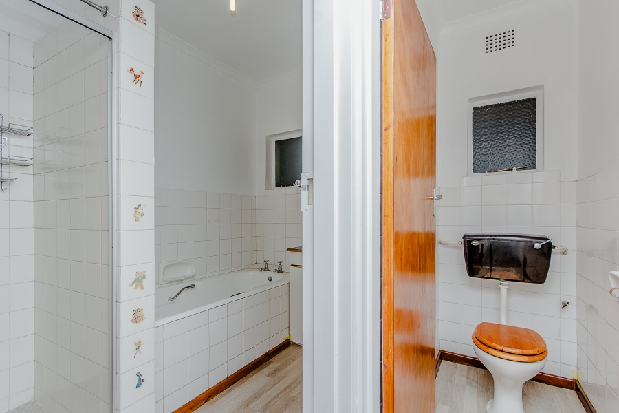 3 Bedroom Property for Sale in Lemoenkloof Western Cape